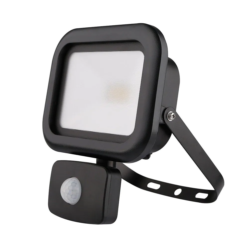 led str&aring;lkastare